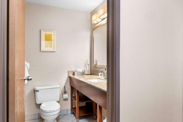 Comfort Inn At Buffalo Bill Village Resort image 10