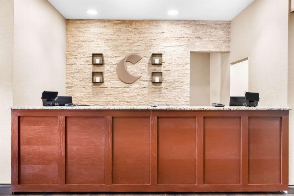 Comfort Inn At Buffalo Bill Village Resort image 4